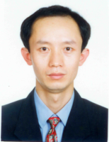龙士国 照片