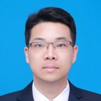 李勇飞 照片