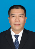 田学达 照片