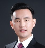 亓振华 照片