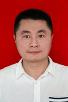 岳孝强 照片