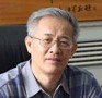 邱东 照片