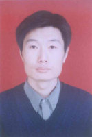 丁宇 照片