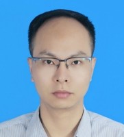 邱涛 照片