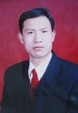 卢龙斗 照片