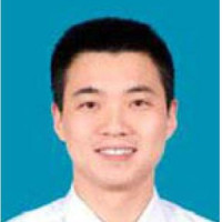 王伟 照片
