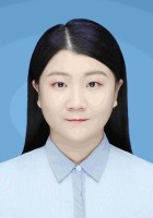 石垠 照片