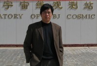 戴本忠 照片