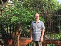 李良 照片