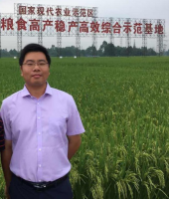 张石来 照片