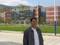 方兴 照片