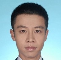 汤迎 照片