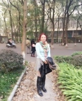 吴静 照片