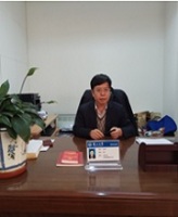 官英平 照片