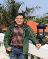 杨彦东 照片
