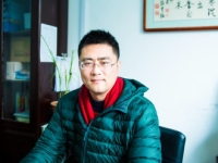 崔占峰 照片