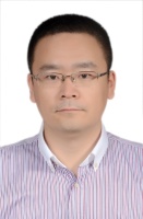 刘兆伟 照片
