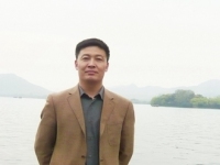 王丰国 照片