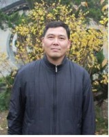曹晴峰 照片