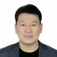 李世博 照片
