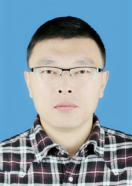 梁磊 照片