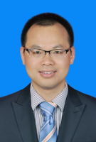汤东 照片