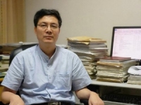 汤方平 照片