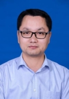 杨国庆 照片