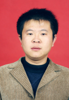杨旭 照片