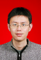 袁宇 照片