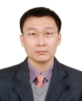 王志乔 照片