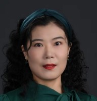 杨泉 照片