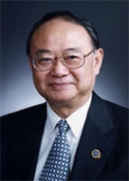 戴尅戎 照片