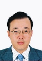 邓中翰 照片