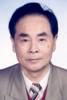 侯云德 照片
