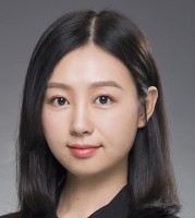 杨雅 照片