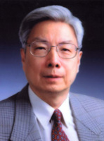 柳百成 照片