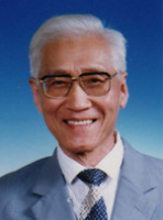 陆元九 照片