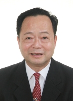 邱冠周 照片