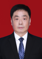 任洪强 照片