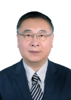 田伟 照片