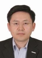 王恩东 照片