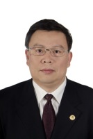 尤政 照片