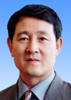 杨宝峰 照片