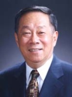 邹德慈 照片