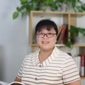 曹晓燕 照片