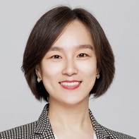 高珊 照片