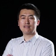 黄盛 照片