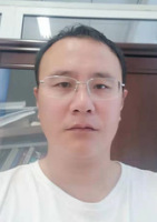 刘长东 照片