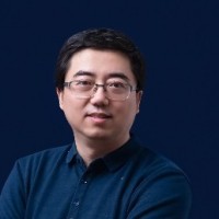 梁铄 照片